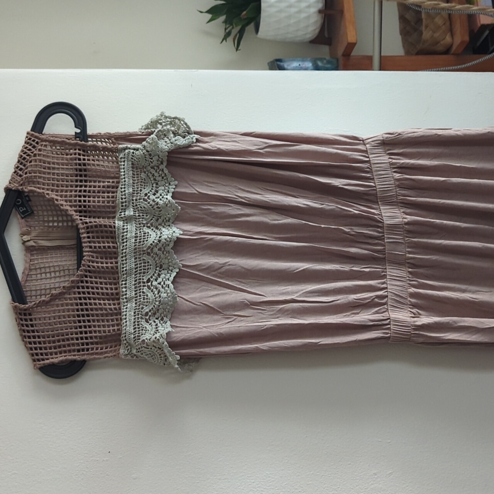 Mauve Light Pink Maxi Dress with Lace Accents - M - Picture 10 of 11
